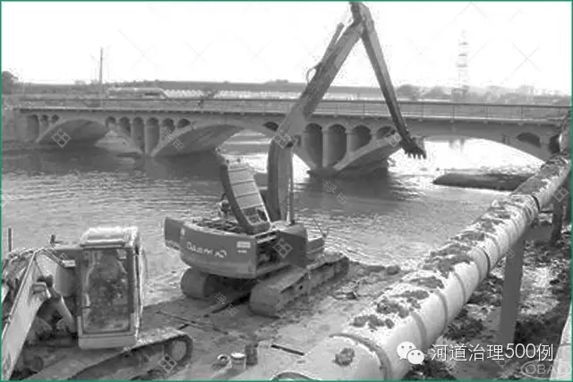 小清河正在清淤 小清河正在清淤