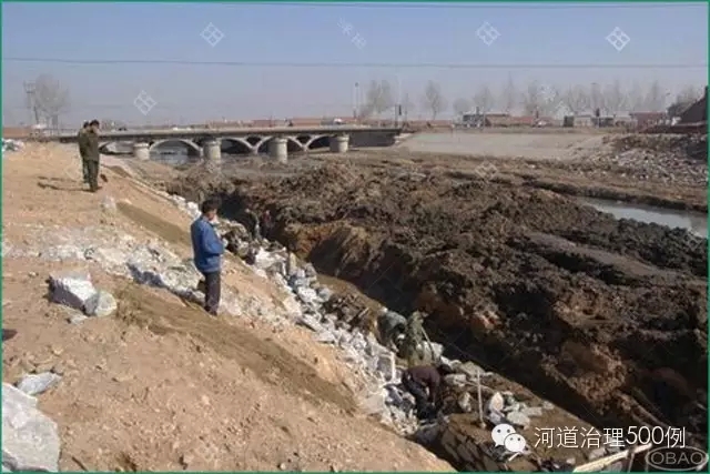 小清河正在清淤 小清河正在清淤