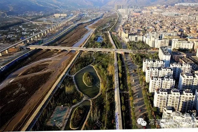 利用河滩空地建造运动场与公园 利用河滩空地建造运动场与公园