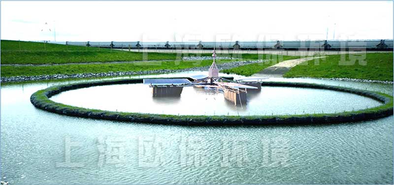 浮田型漂浮湿地与太阳能解层曝气机组合使用形成太阳能解层曝气漂浮净水平台 浮田型漂浮湿地与太阳能解层曝气机组合使用形成太阳能解层曝气漂浮净水平台